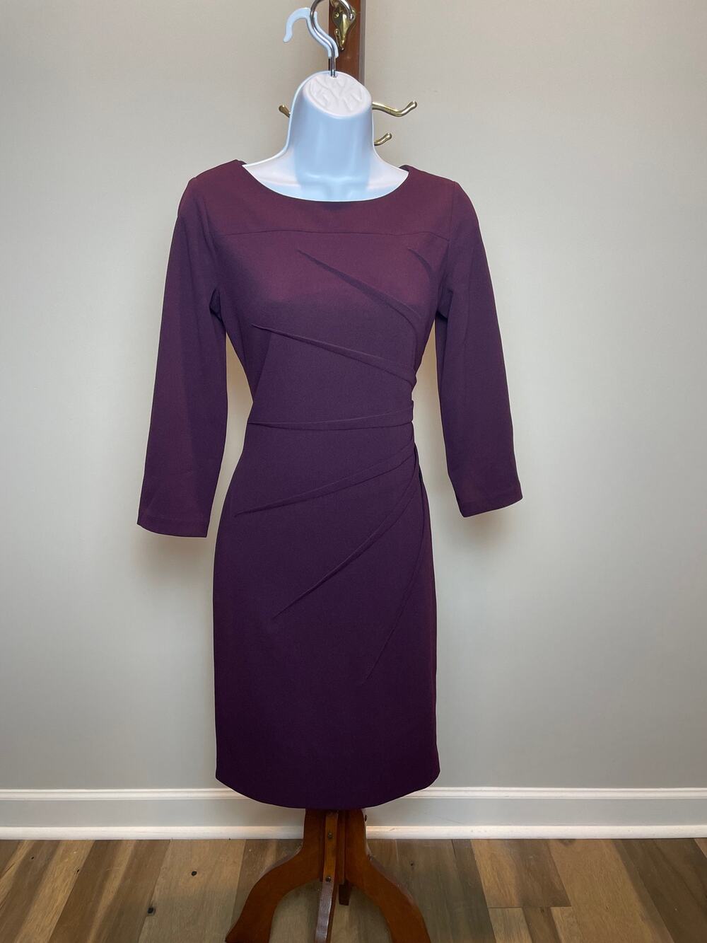 Calvin Klein Sheath Dress Size 6 Plum Purple Long Sleeve Stretch